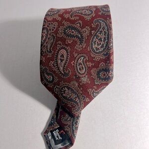 👨🏻‍💼The Talbott shop by At-ease. Vintage Paisley silk tie